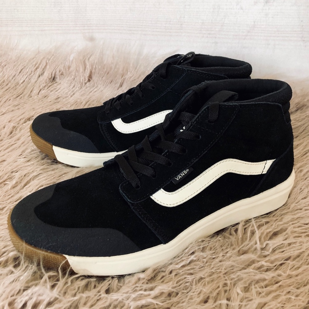 New Men's Quest All Weather MTE Sneakers (Black)